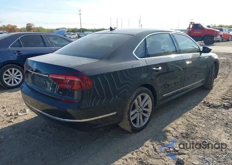 2017 Volkswagen Passat 1.8T Se from USA, damaged, VIN 1VWGT7A39HC050040